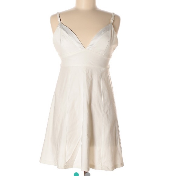 Tobi Dresses & Skirts - White Tobi Dress